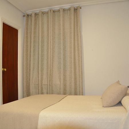 Hostal Ramon Y Cajal Valladolid Exterior photo